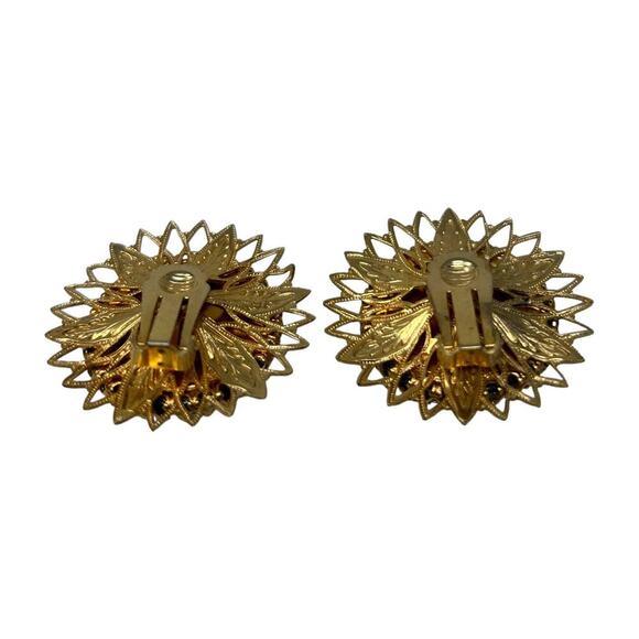 Vintage 50's Gold Tone Filigree Dark Green Button Iridescent 1.5" Clip Earrings - Picture 9 of 11